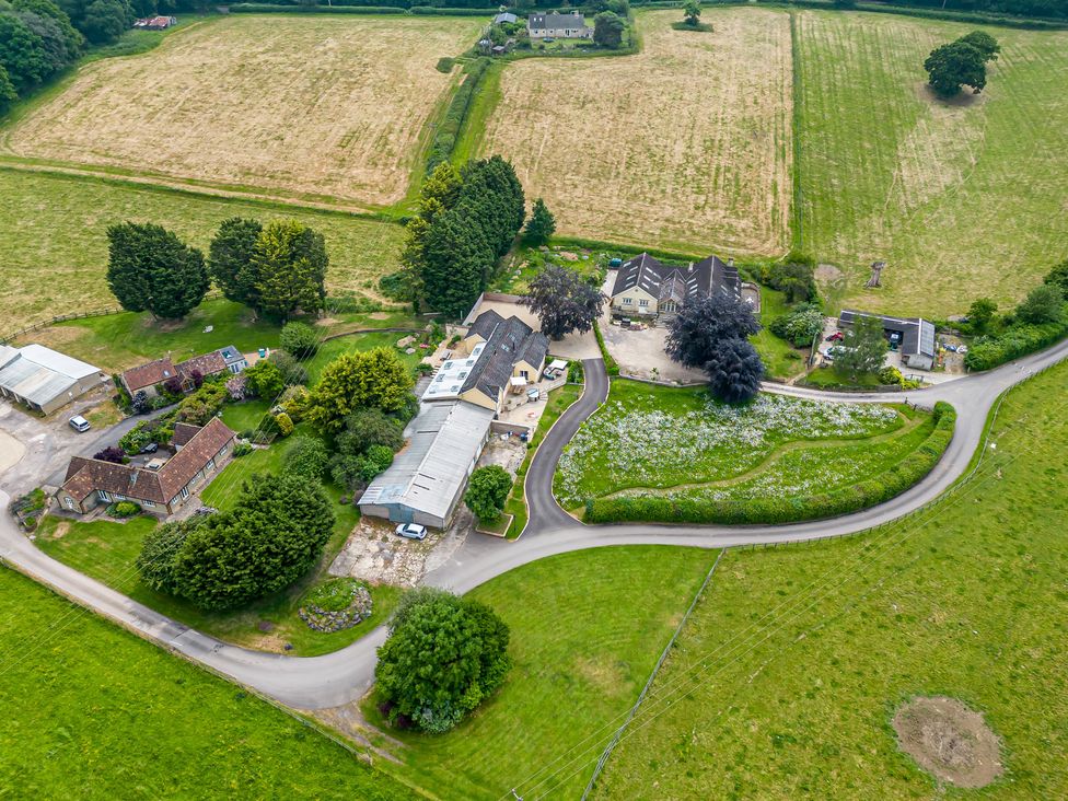 The Farm House @ Nables Farm - Somerset & Wiltshire - 937996 - thumbnail photo 38