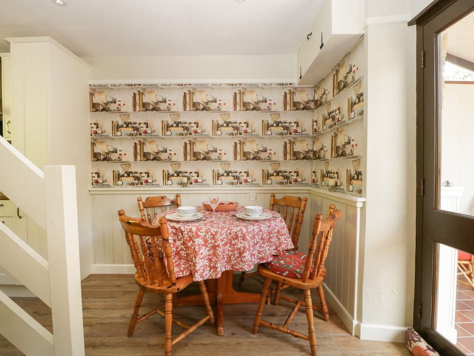 Reading Room Cottage - Cotswolds - 943645 - thumbnail photo 10