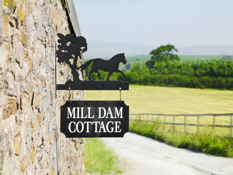 Mill Dam Farm Cottage - Yorkshire Dales - 945189 - thumbnail photo 2