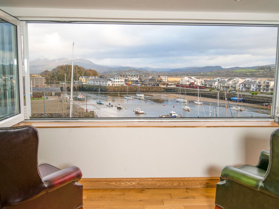 The Captain's Penthouse - North Wales - 947143 - thumbnail photo 5