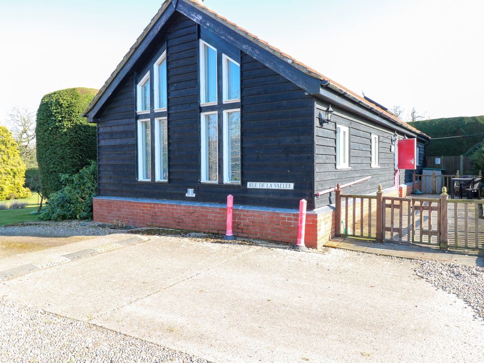 Rookyard Cottage - Suffolk & Essex - 949948 - thumbnail photo 2