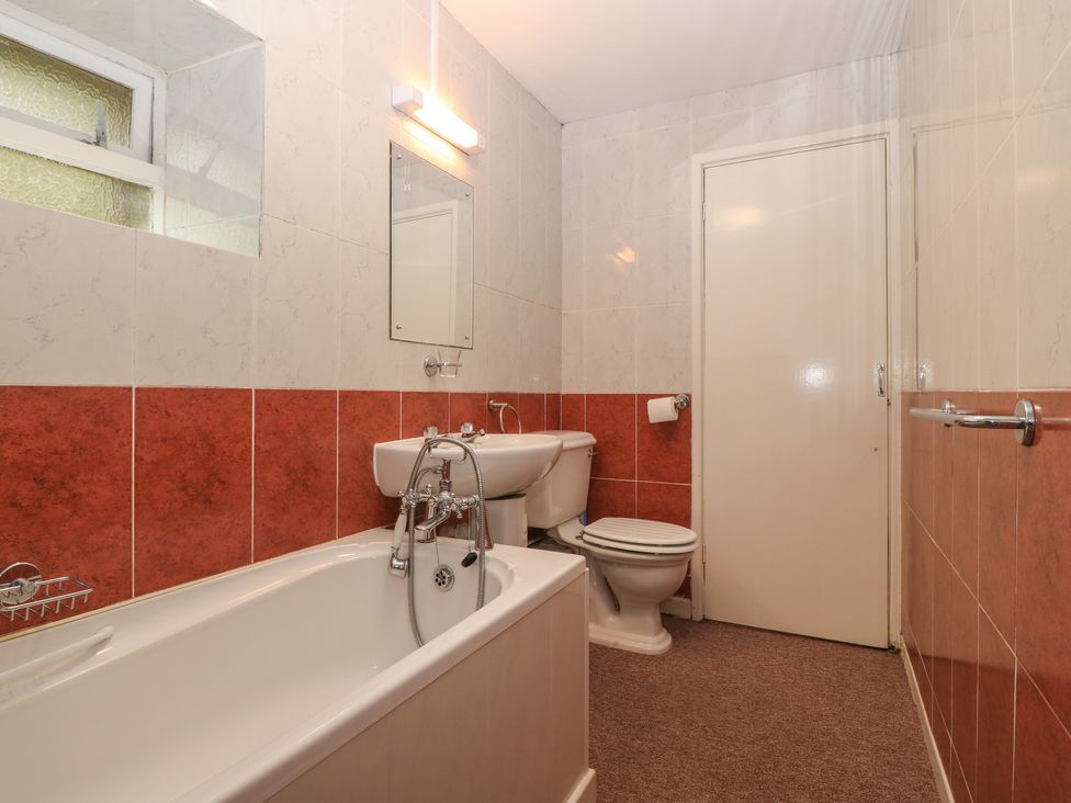 Ground Floor Apartment - North Wales - 951391 - thumbnail photo 13
