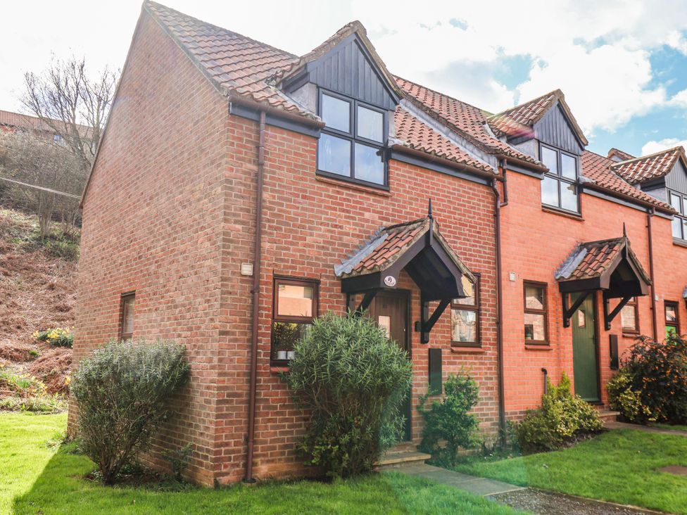 Waterside Cottage - North Yorkshire (incl. Whitby) - 951483 - thumbnail photo 2