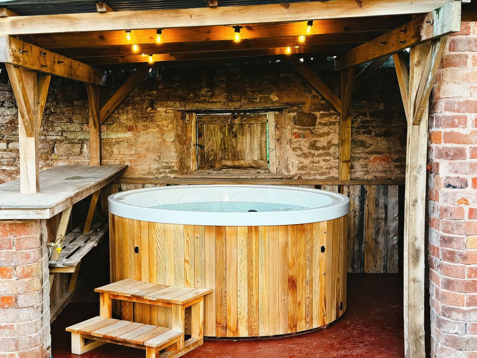 The Hayloft - Herefordshire - 953743 - thumbnail photo 2