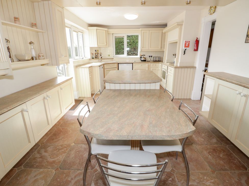 11 Glyn Garth Mews Llandegfan Self Catering Holiday Cottage