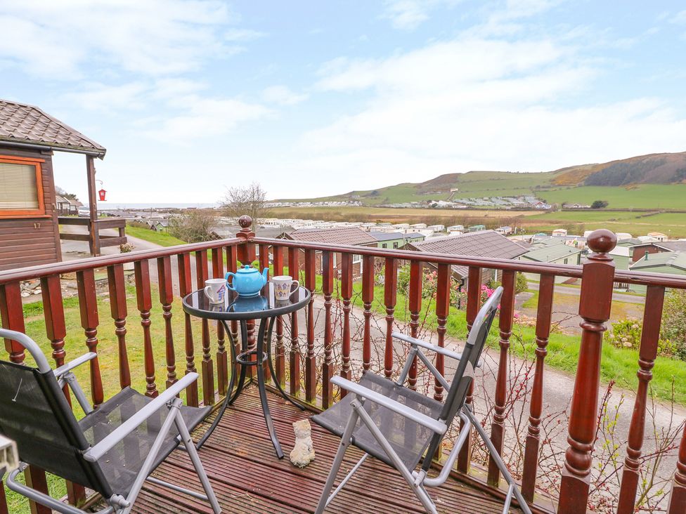 Chalet 18 Smarty's View - Mid Wales - 965588 - thumbnail photo 15