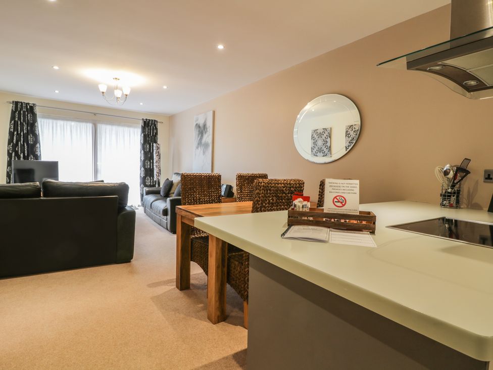 Scarborough Apartments - Two Bed (1) - North Yorkshire (incl. Whitby) - 975361 - thumbnail photo 6