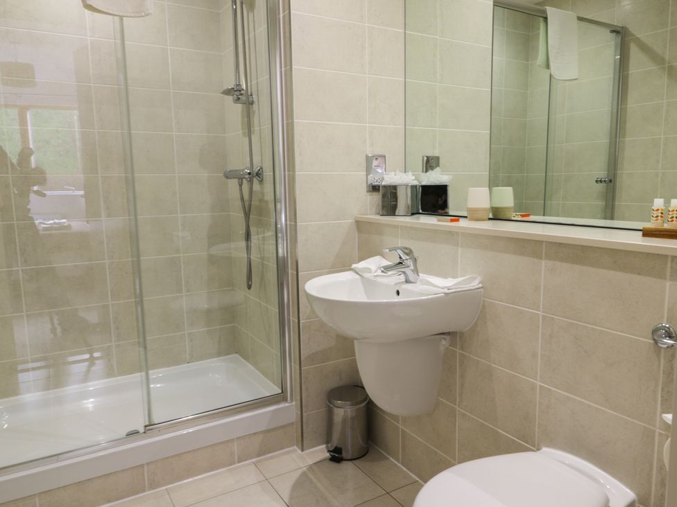 Scarborough Apartments - Two Bed (1) - North Yorkshire (incl. Whitby) - 975361 - thumbnail photo 12