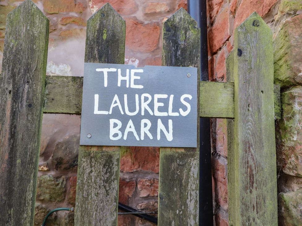 The Laurels Barn - Shropshire - 977441 - thumbnail photo 2