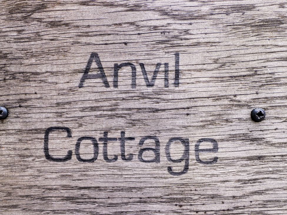 Anvil Cottage - Cotswolds - 988675 - thumbnail photo 3