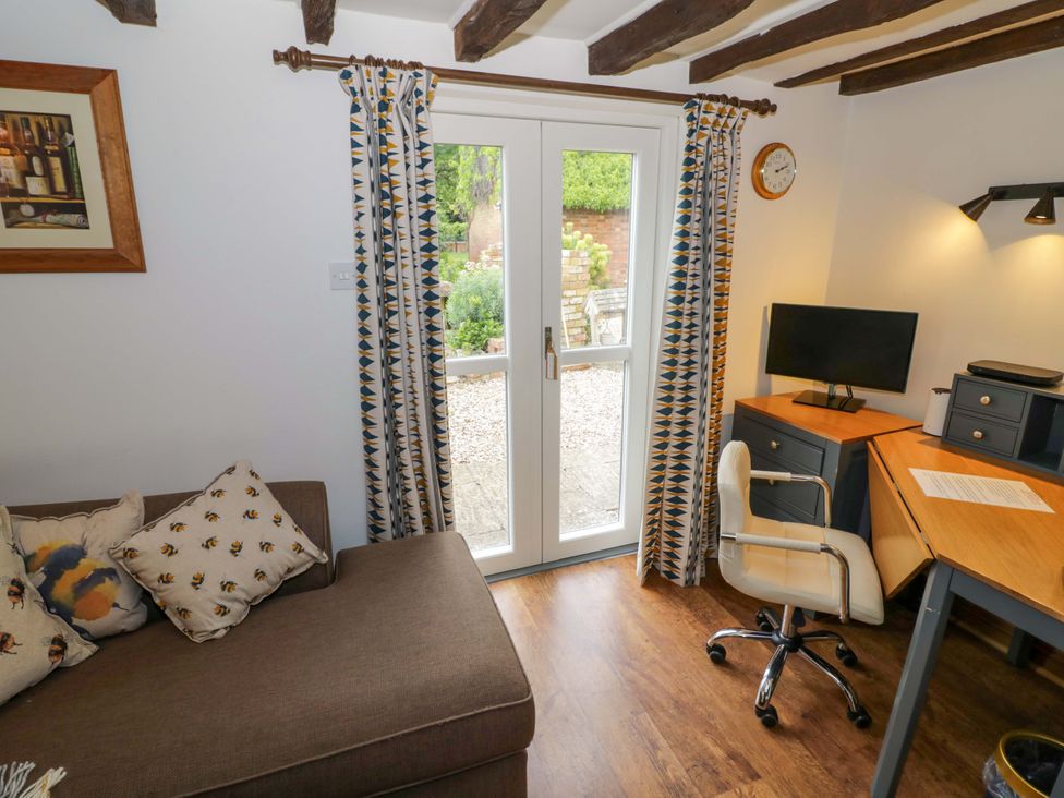 An office with a desk and computer at Elmhurst Cottage Lower Quinton