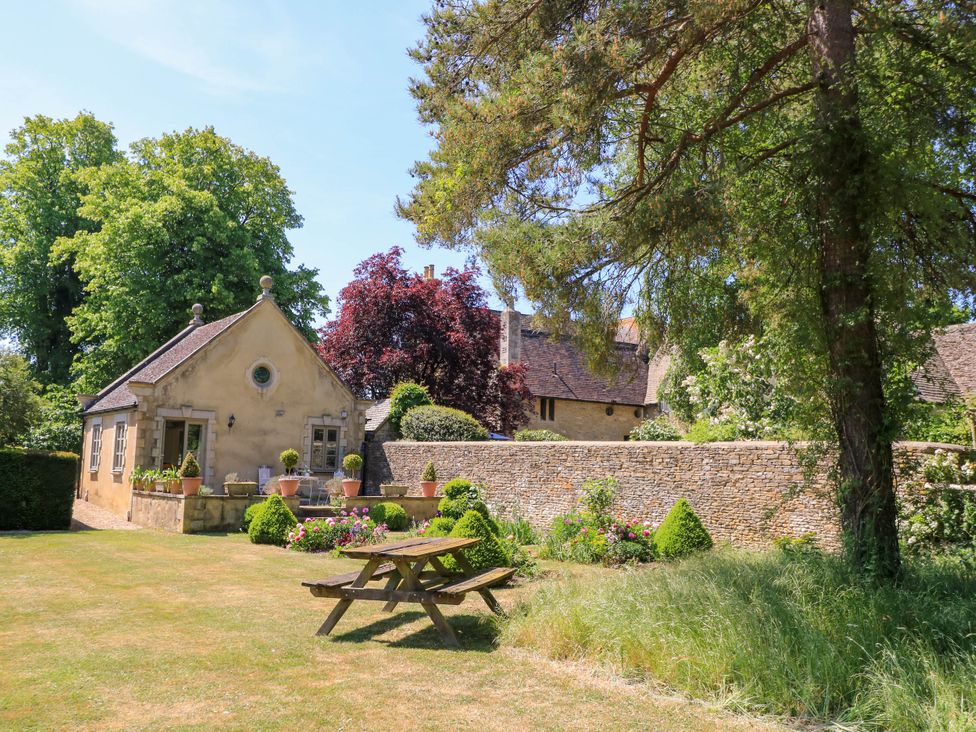 Garden Cottage - Cotswolds - 988739 - thumbnail photo 35