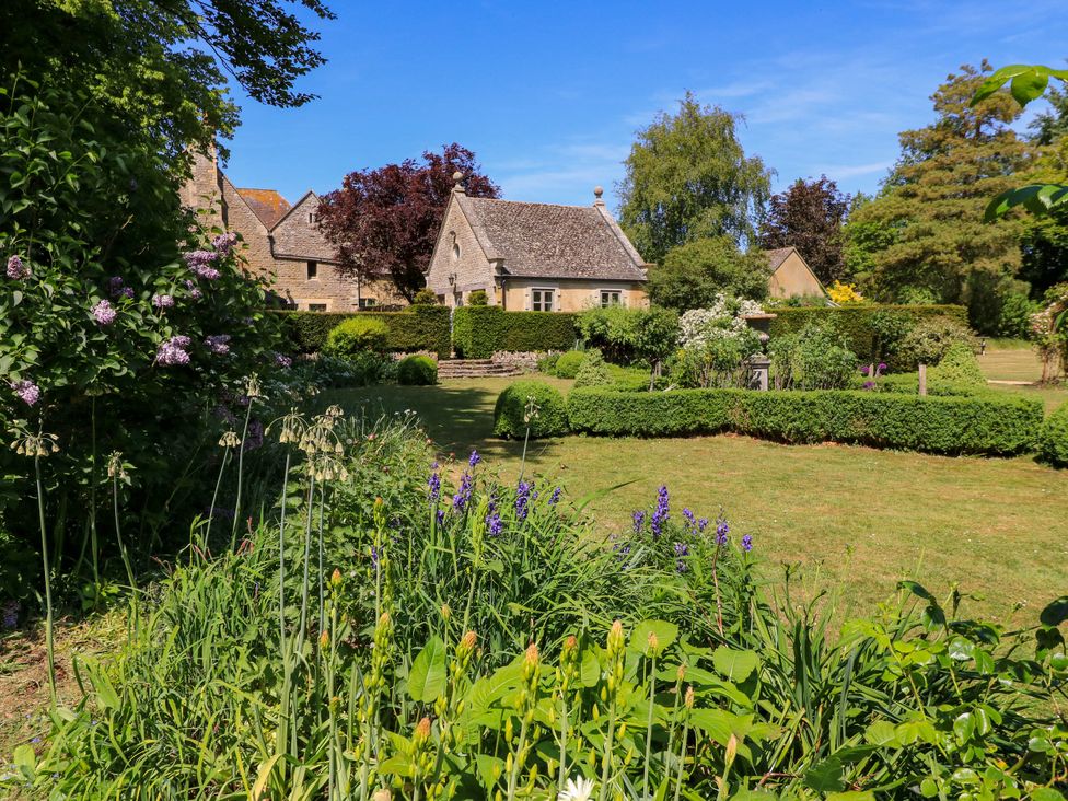 Garden Cottage - Cotswolds - 988739 - thumbnail photo 37