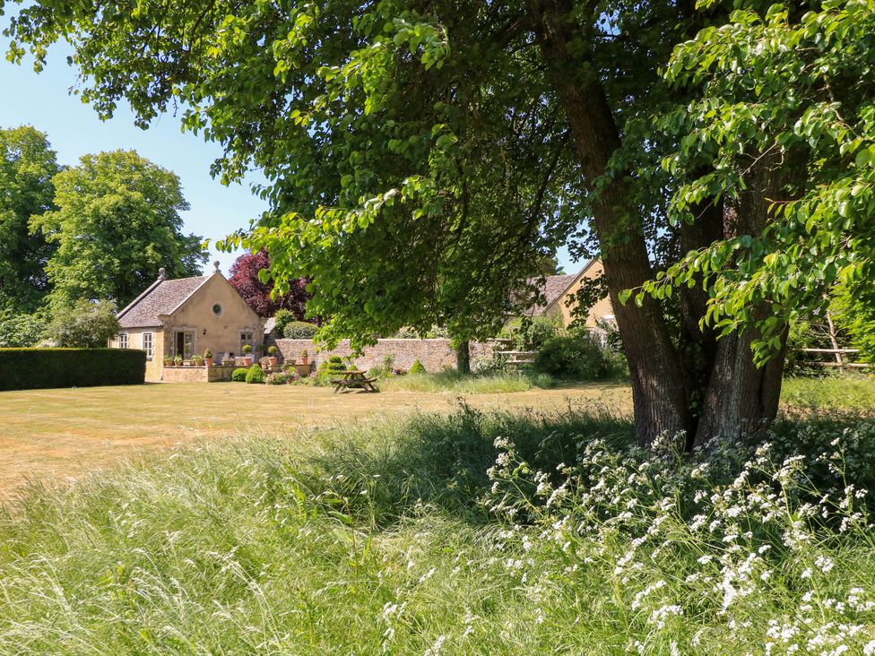 Garden Cottage - Cotswolds - 988739 - thumbnail photo 40