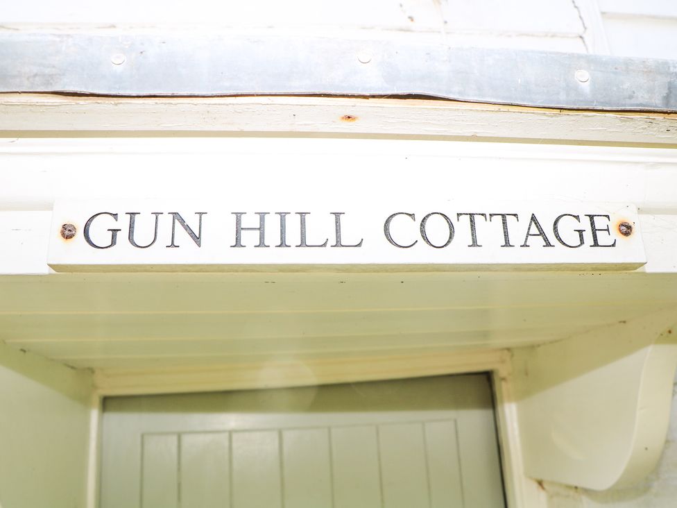 Gun Hill Cottage - Kent & Sussex - 988889 - thumbnail photo 5