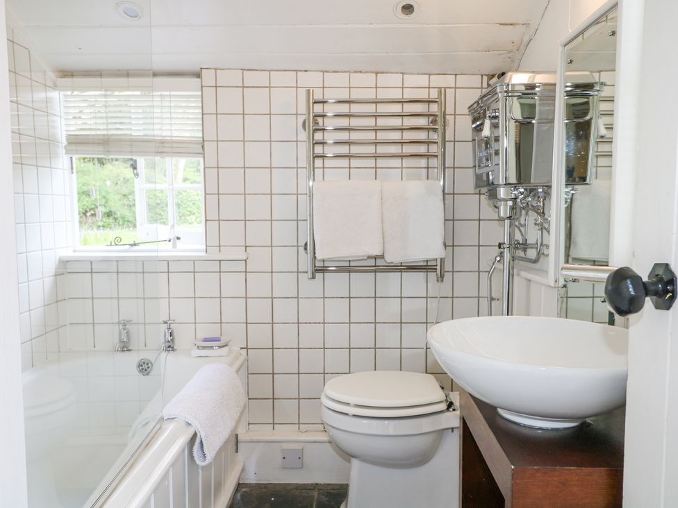 Gun Hill Cottage - Kent & Sussex - 988889 - thumbnail photo 25