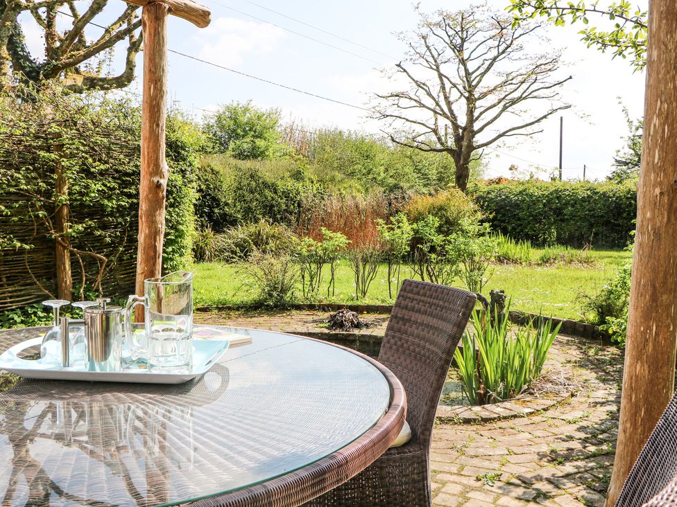 Gun Hill Cottage - Kent & Sussex - 988889 - thumbnail photo 29