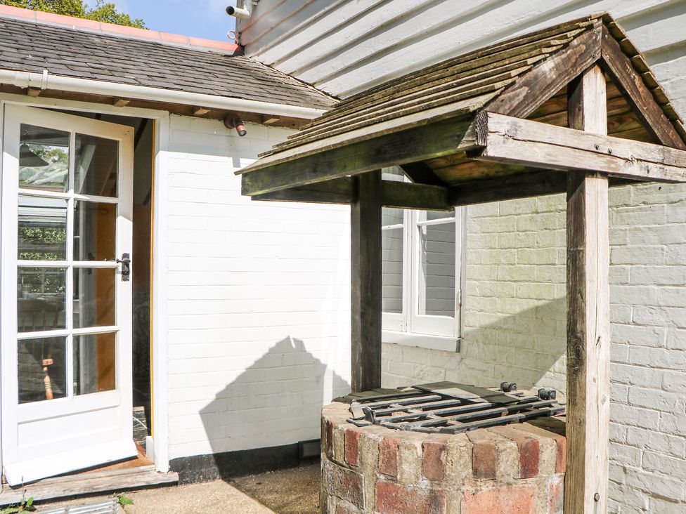 Gun Hill Cottage - Kent & Sussex - 988889 - thumbnail photo 31