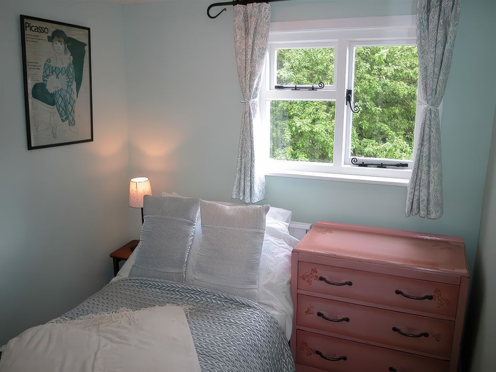 Gun Hill Cottage - Kent & Sussex - 988889 - thumbnail photo 23