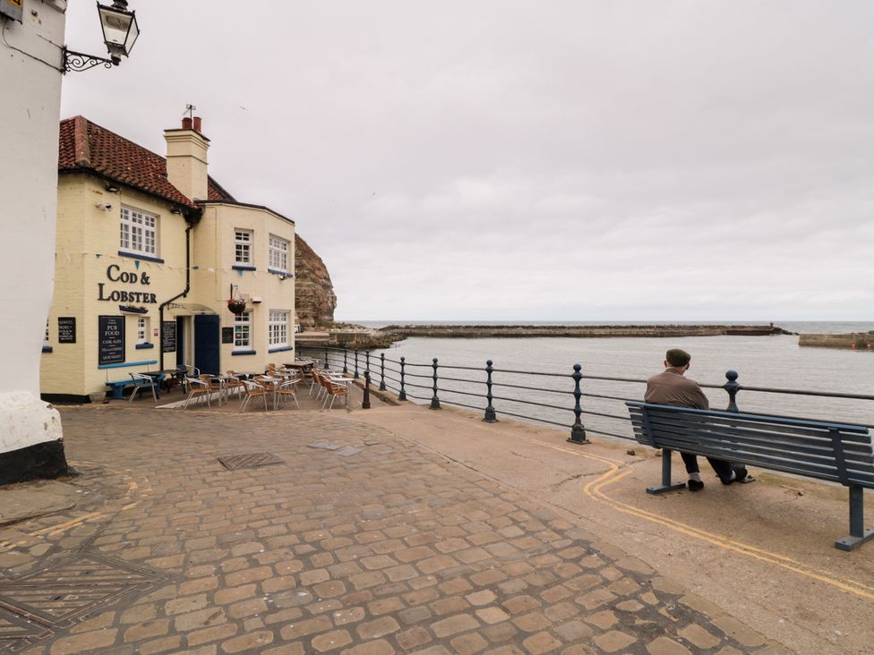 Fishermans Cottage - North Yorkshire (incl. Whitby) - 990033 - thumbnail photo 16