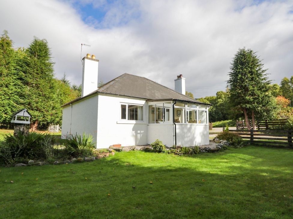 A house with a garden at St. Aethans in Bonar Bridge