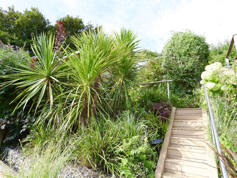 Dart Views - Devon - 995387 - thumbnail photo 25